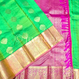 Kanchipuram Pure Silk Handloom Saree in stunning Green and Pink contrast border